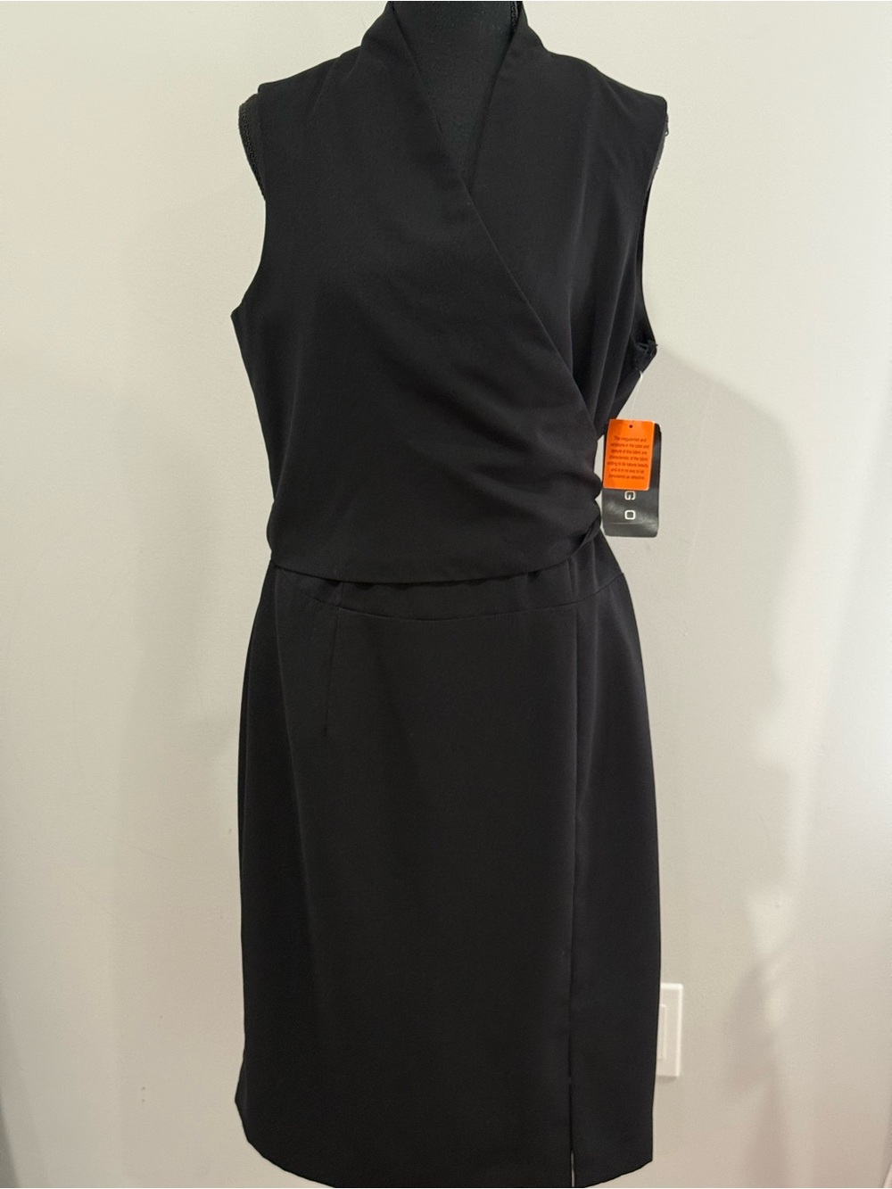 New Virgo 14 Sleeveless Black Wrap Dress Knee Length 378